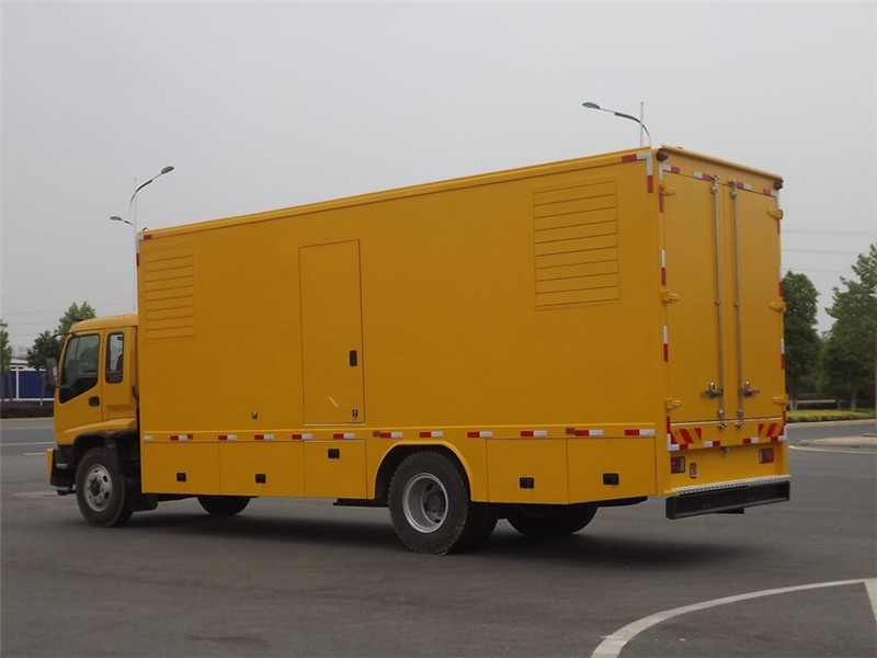 渭城发电车出租- 柴油发电机油箱怎么清洗