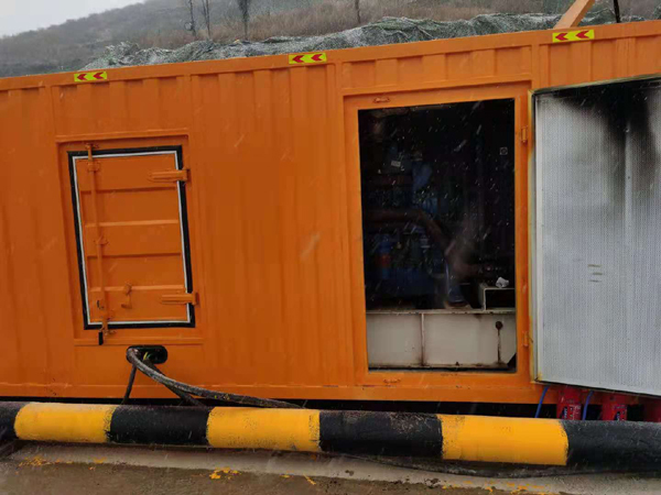 渭城发电车出租-应急柴油发电机组选什么样的比较好？