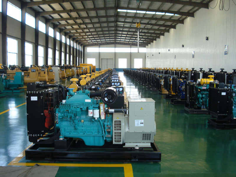 渭城租赁发电机-柴油发电机组冒蓝烟、冒黑烟、冒白烟故障分析