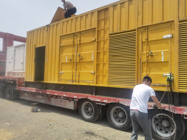 渭城发电机出租100KW发电机需要什么规格的电缆线？