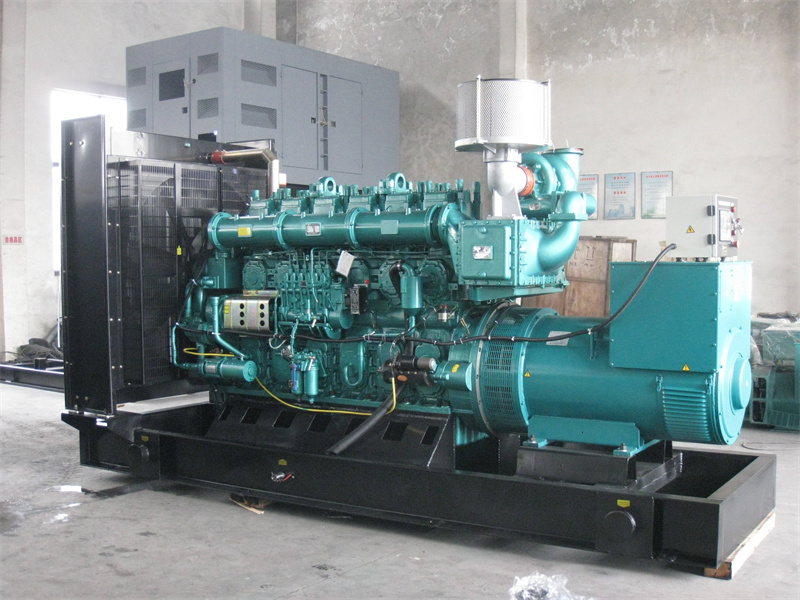 渭城200KW 柴油发电机的油耗是多少?