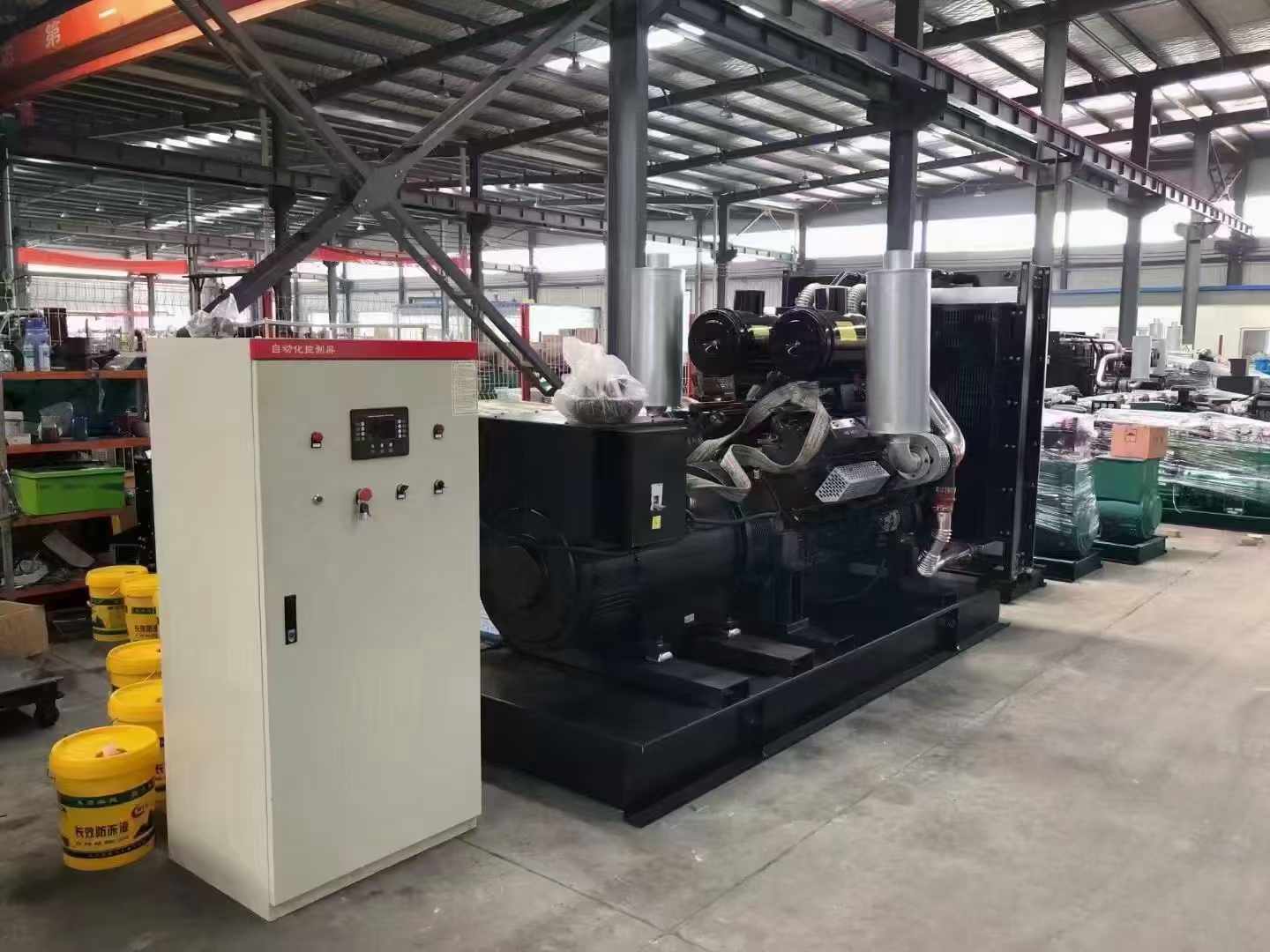 渭城柴油发电机运行时的噪音和振动水平如何？